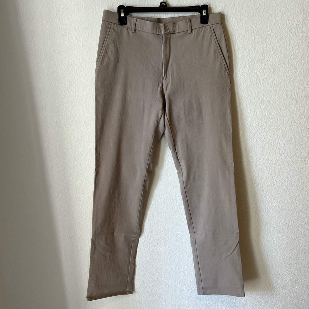 Tommy Hilfiger Modern Fit TH Flex Performance Pants